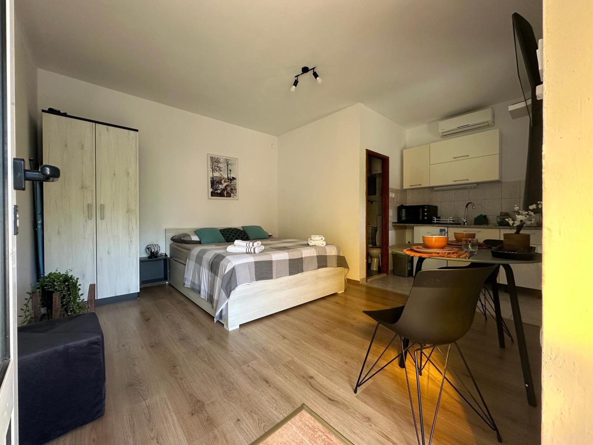 Studio Apartment Coce 特罗吉尔 外观 照片