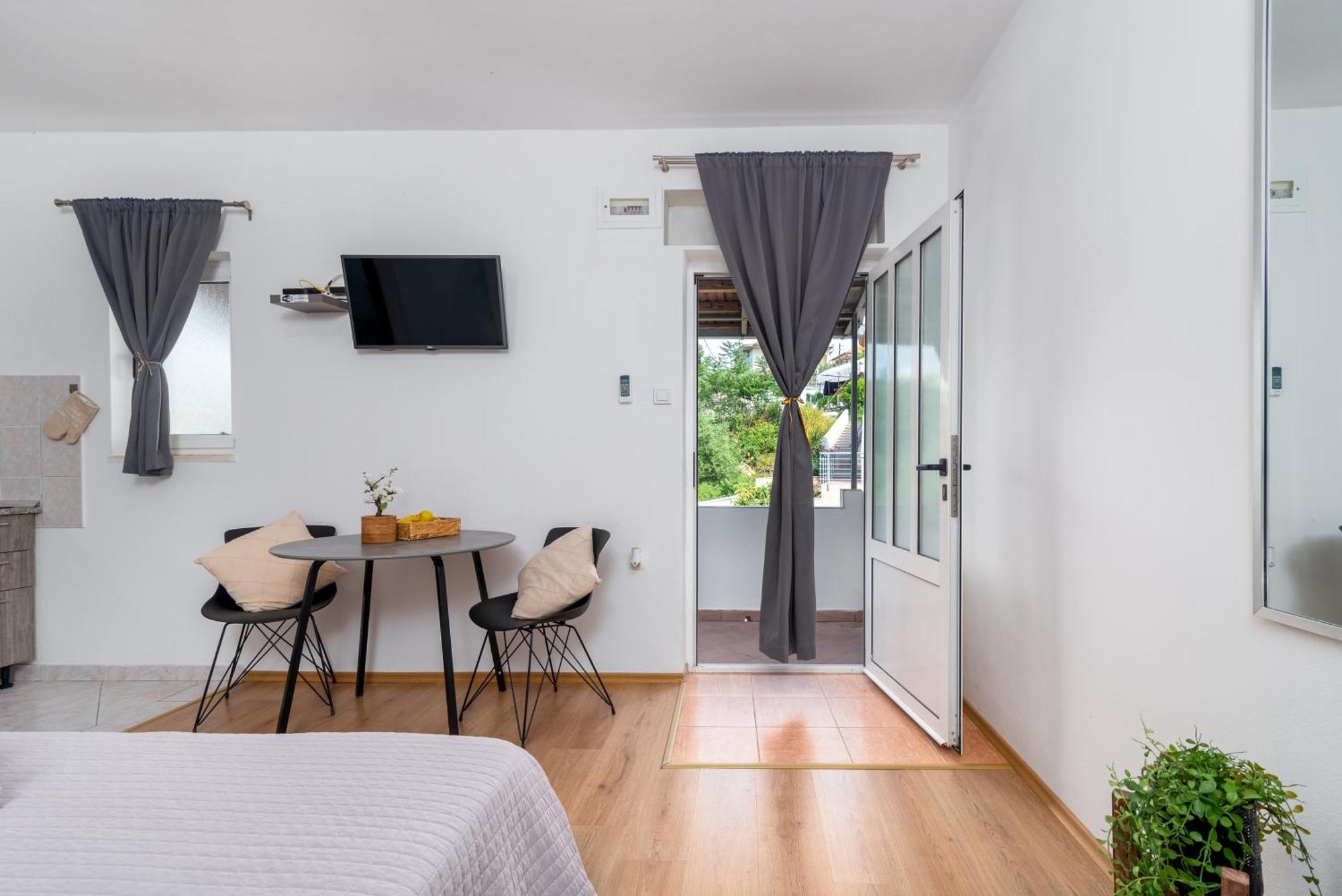 Studio Apartment Coce 特罗吉尔 外观 照片